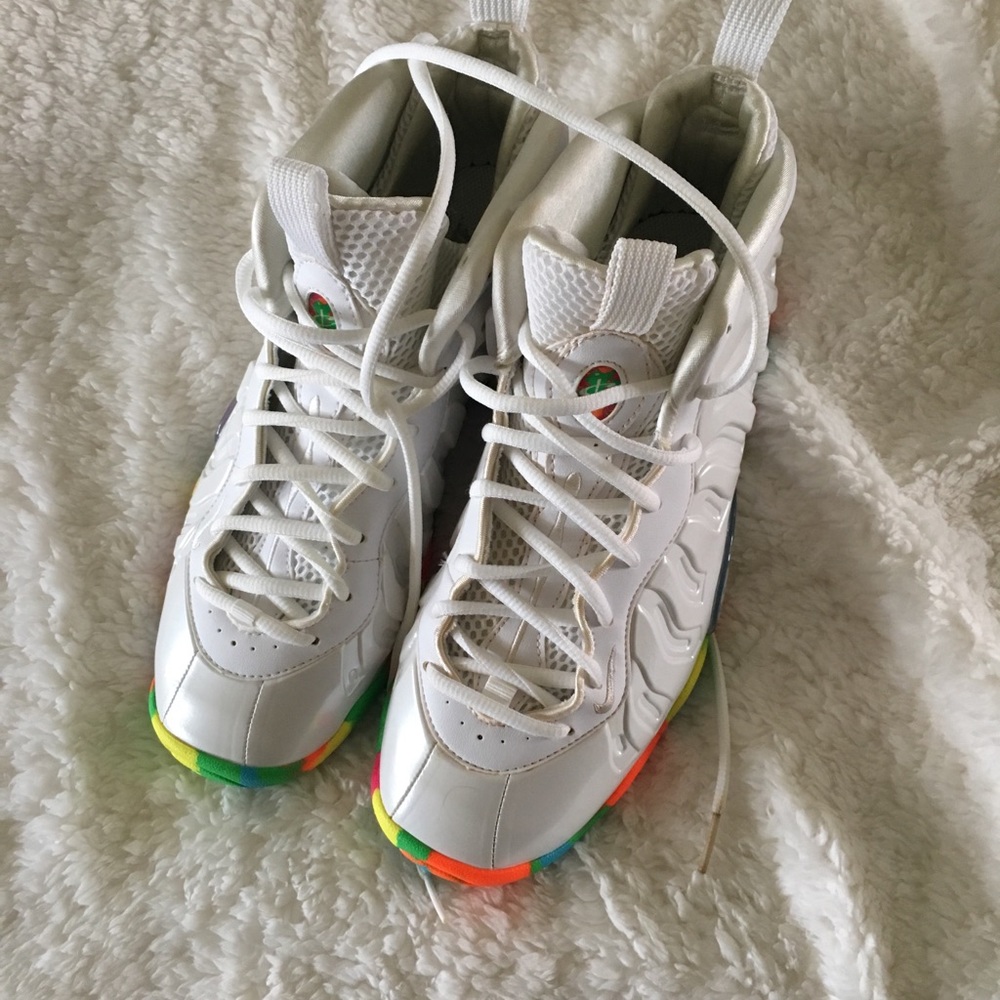 Nike fruity pebble. Brand new! Size woman’s 8.5